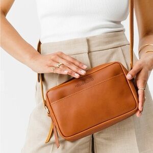 Portland Leather Classic Brown Crossbody Bag